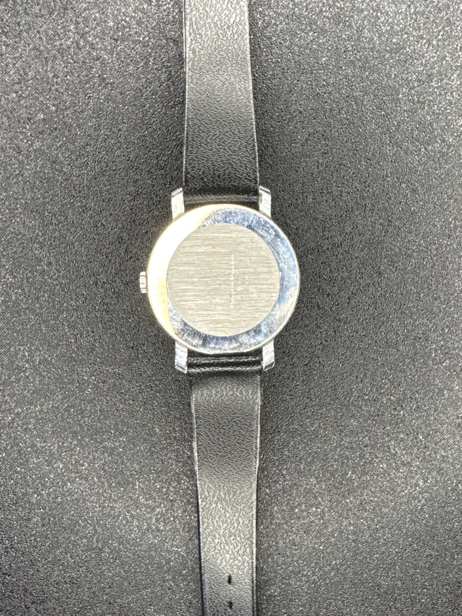 Diantus Vintage Swiss Mechanical Watch with Blue Dial and Date Display - Image 2