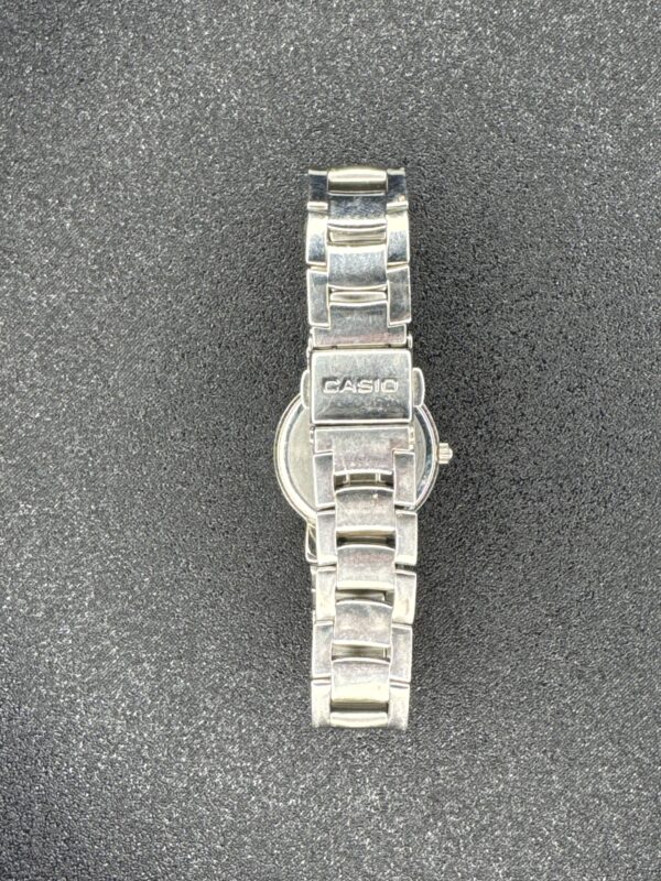 Casio Quarts Watch jpn Movement LTP-2041 - Image 2