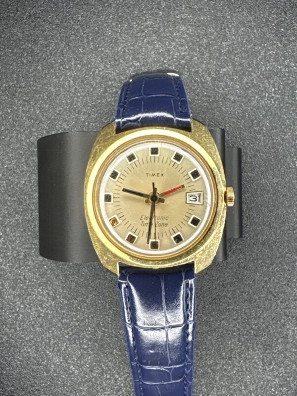 TIMEX Date Quarts Men’s Watch Blue Leather Band