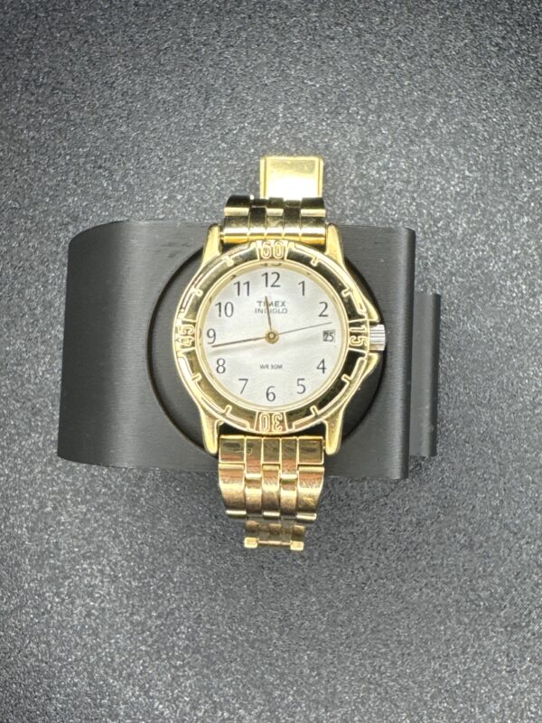 TIMEX Indiglo Date Women’s Watch WR30M J6