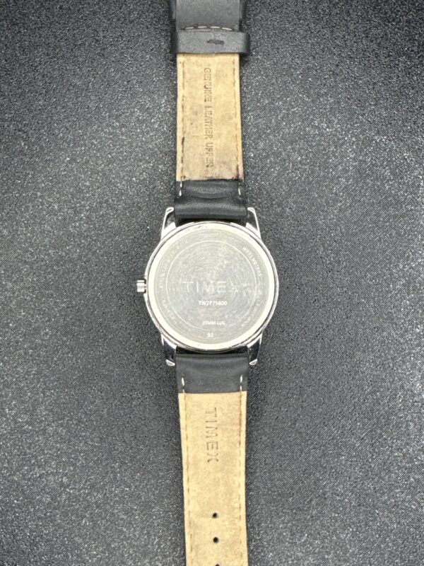 TIMEX Indiglo Date Men’s Watch WR30M TW2P75600 - Image 2