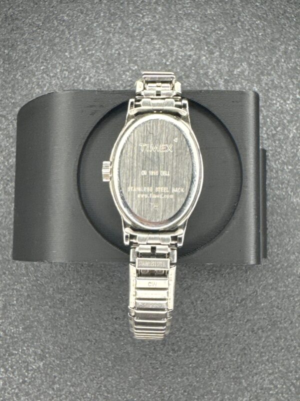 TIMEX Diamond Quarts Women’s Watch T8 - Image 2