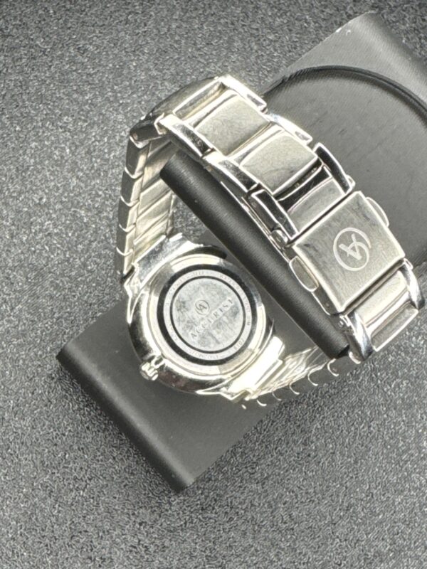Accurate Quarts Silver Women’s Watch 8102 - Image 2