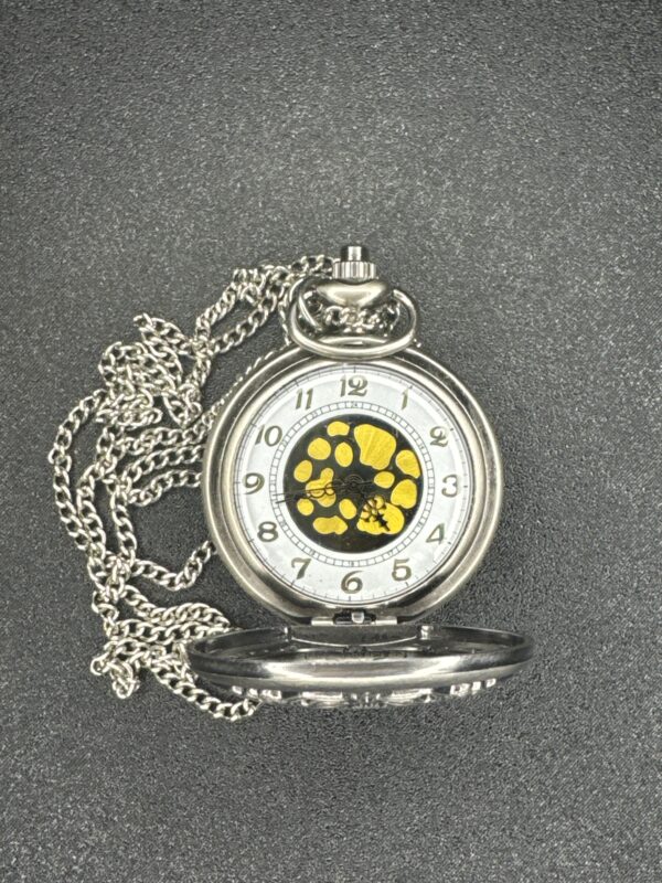 Quarts Pocket Watch With Chain