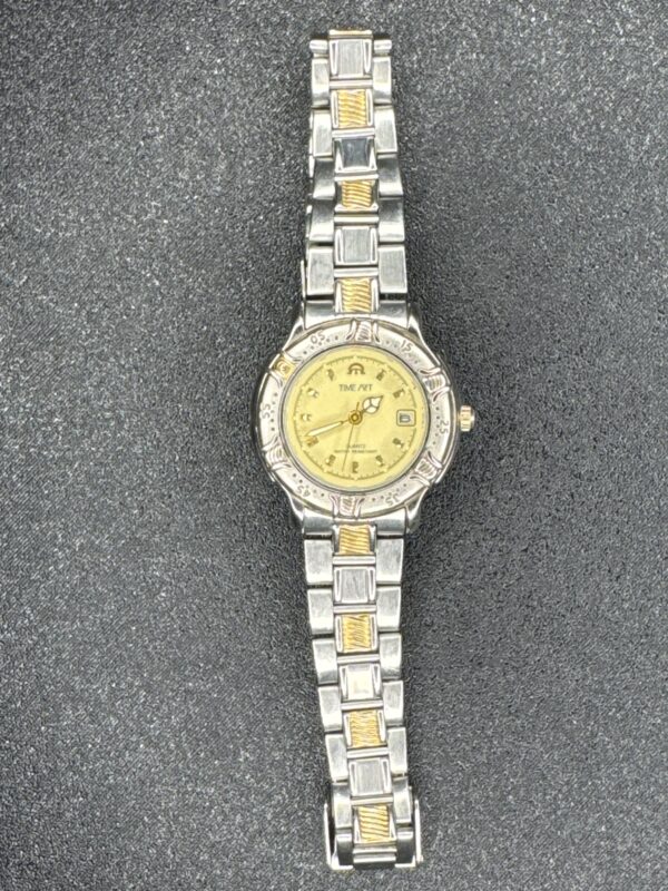 Time Art Date Quarts Women’s Watch