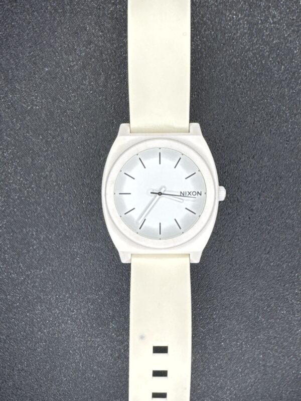 Nixon Full White Quarts Men’s Watch The Time Teller 15G