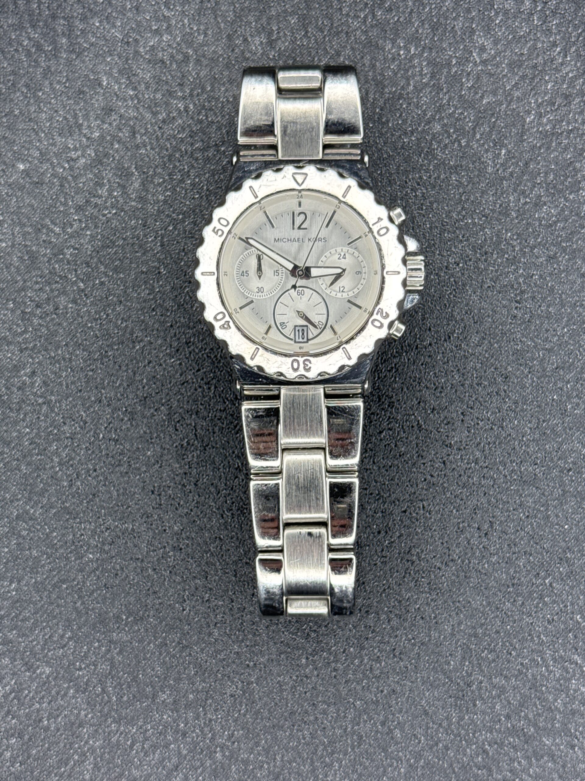 Micheal Kors Date Cronograph Quarts Men’s Watch MK5498